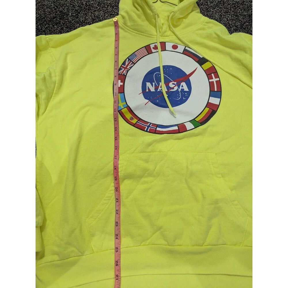 🥚3/30 NASA Hoodie - Picture 7 of 7